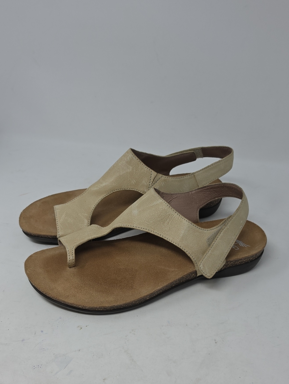 Dansko Women's Reece Sandals Tan Toe Sandals Size 9